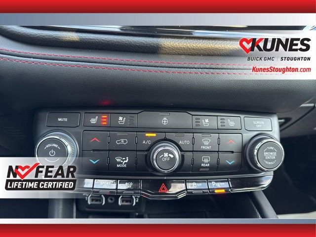 Used 2025 Dodge Durango R/T image 27