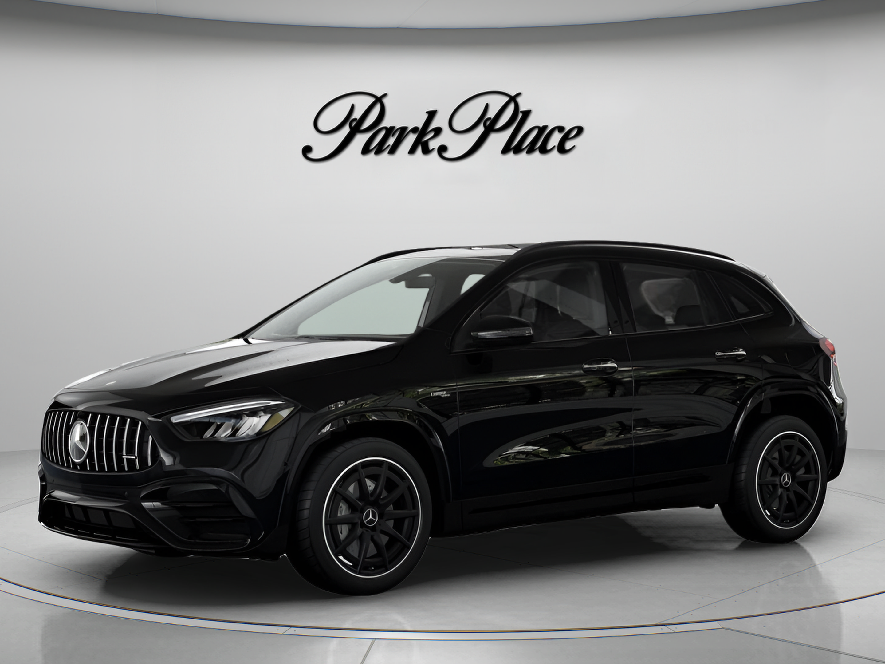 Used 2026 Mercedes-Benz GLA 35 AMG 4MATIC image 2