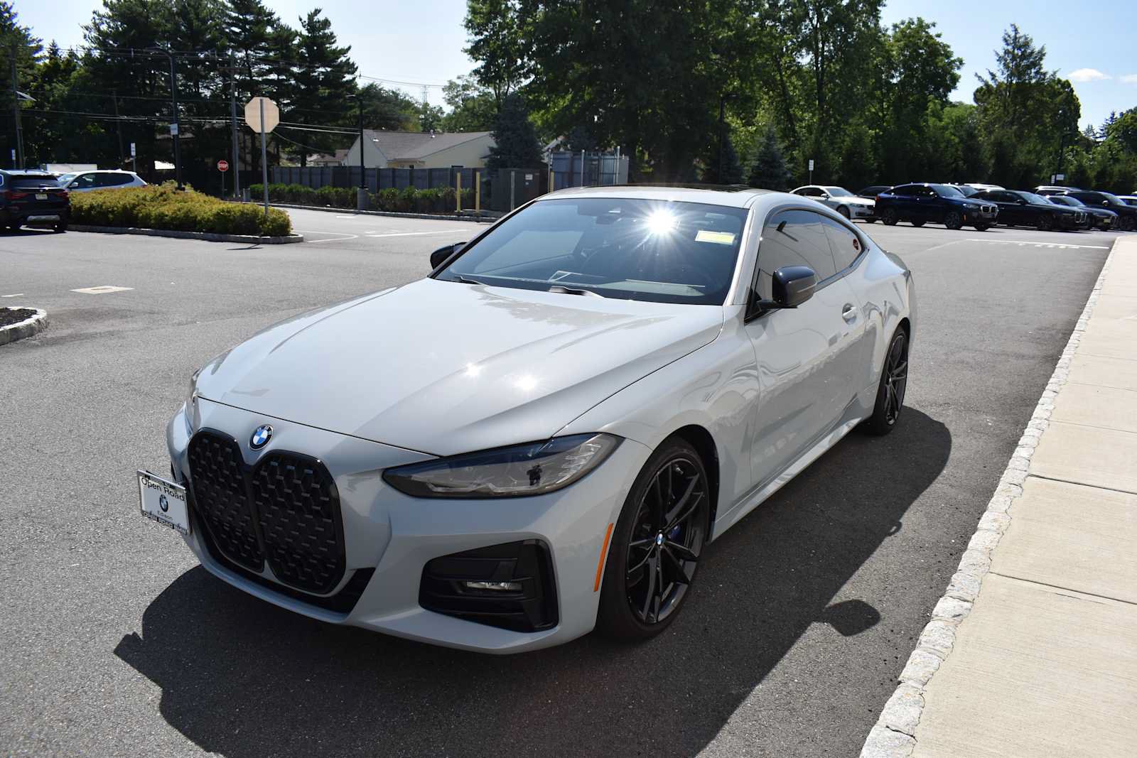 Used 2024 BMW 430i xDrive Coupe w/ M Sport Package AWD/4WD image 3