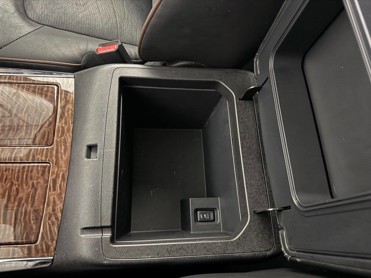 Used 2019 Nissan Armada SL w/ Premium Package image 61