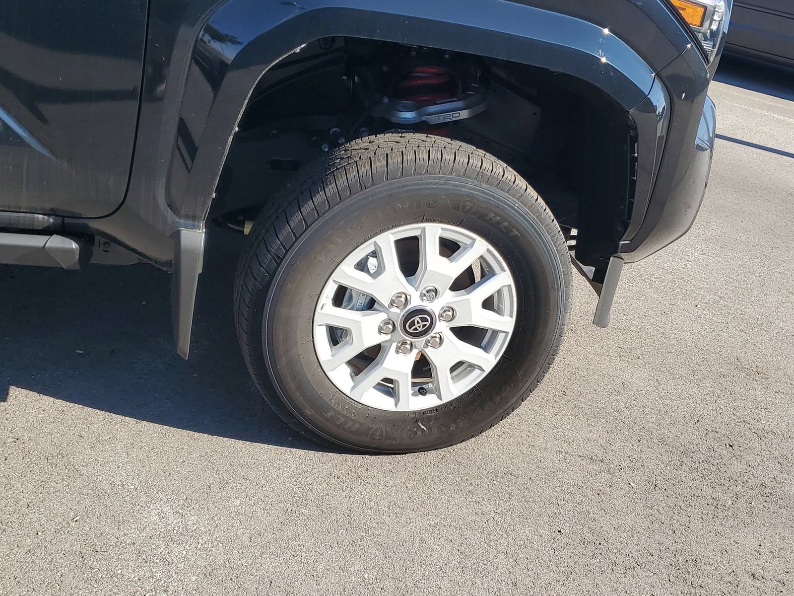 Certified 2025 Toyota Tacoma SR5 AWD/4WD image 6