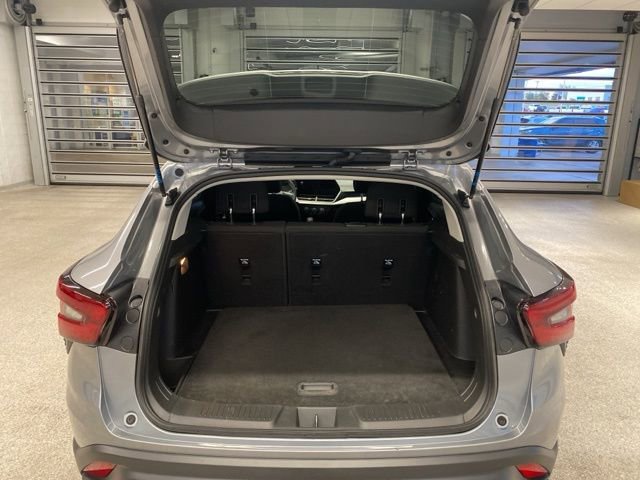 Used 2024 Chevrolet Trax LS w/ Driver Confidence Package FWD image 7