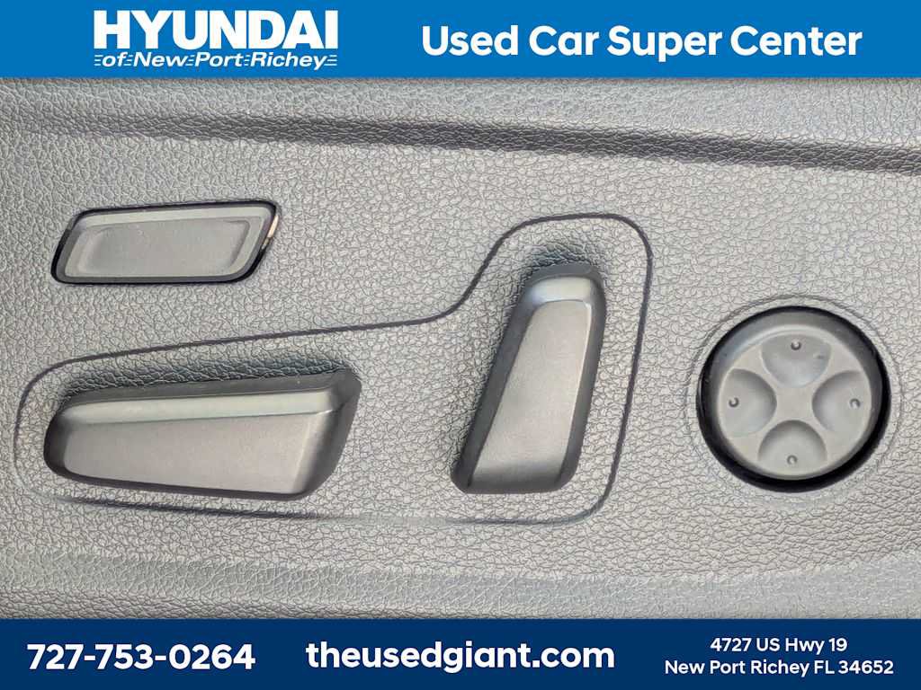 Used 2020 Hyundai Palisade Limited FWD image 26