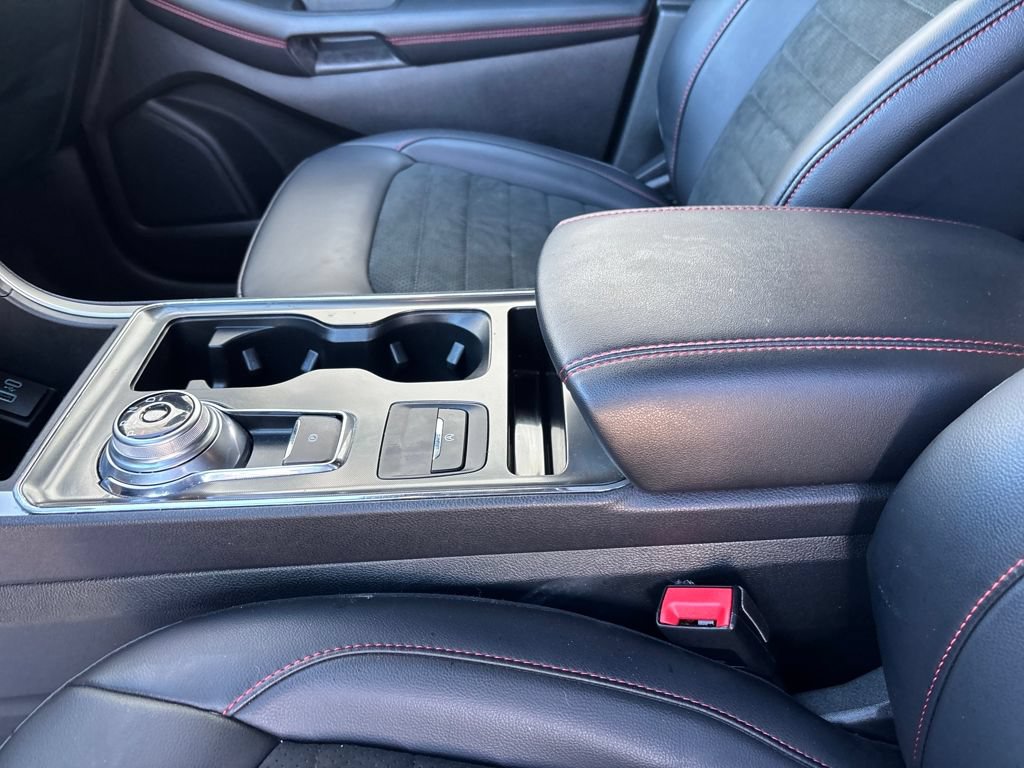 Used 2024 Ford Edge ST-Line AWD/4WD image 19