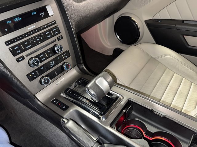 Used 2011 Ford Mustang Premium w/ 202A Rapid Spec Order Code image 25