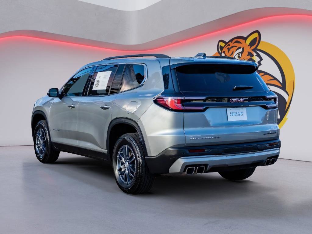 Used 2025 GMC Acadia Elevation image 7