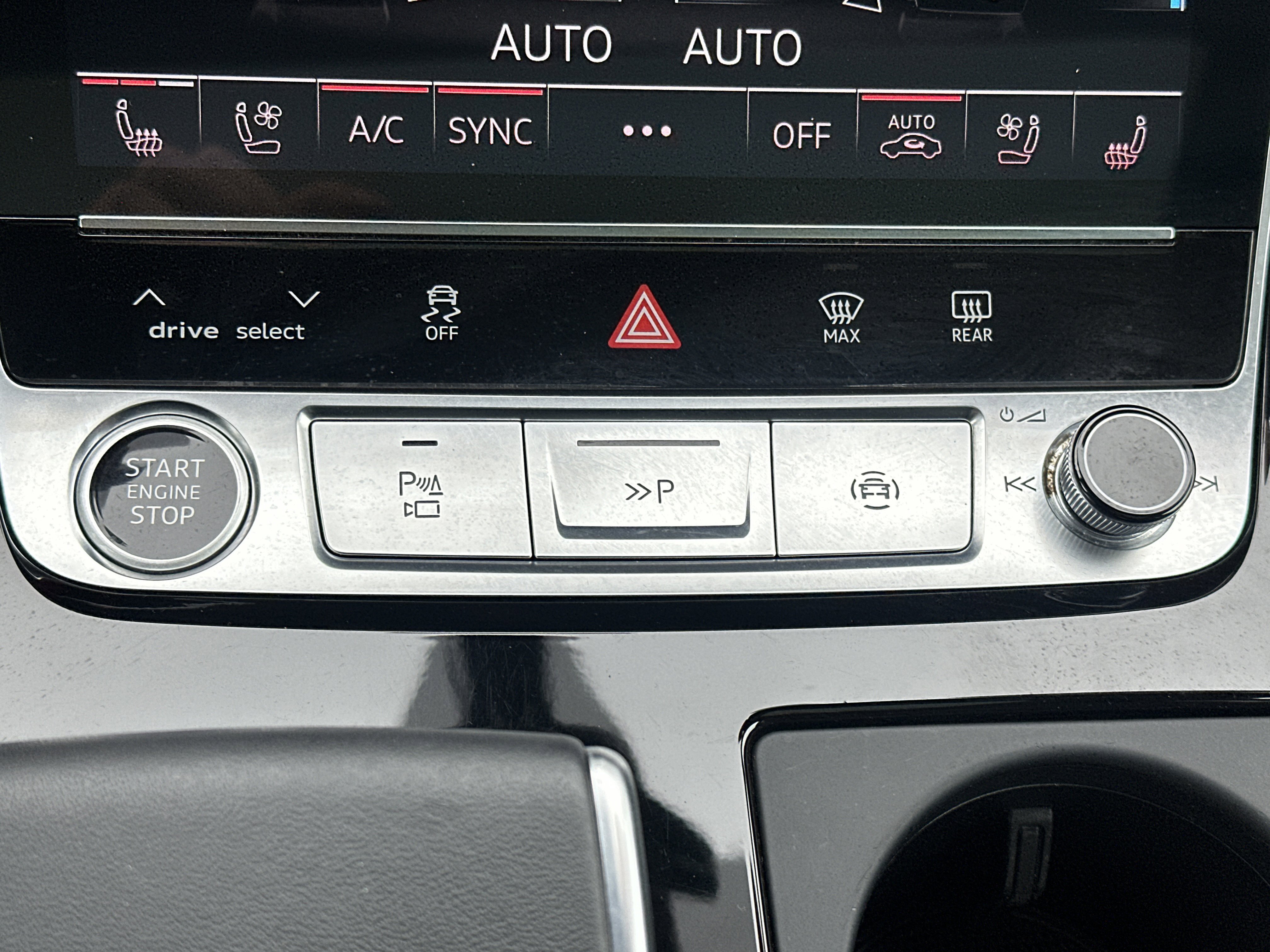 Used 2024 Audi Q7 3.0T Prestige w/ Prestige Package image 33