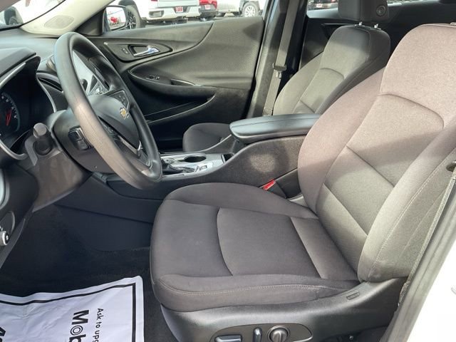 Used 2024 Chevrolet Malibu LT image 20