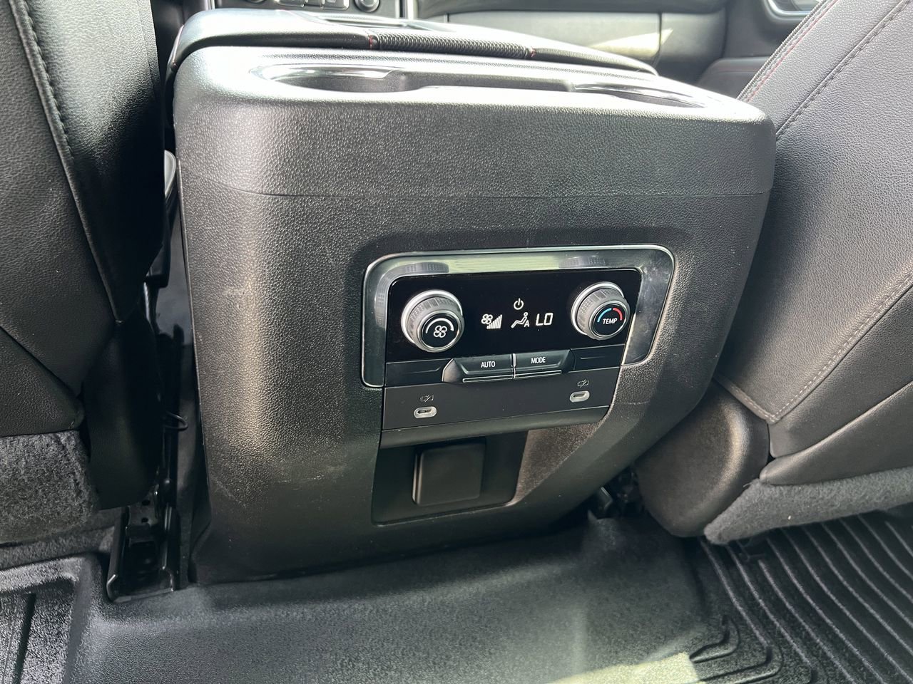 Used 2023 Chevrolet Tahoe RST RWD image 27