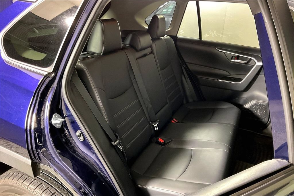 Used 2021 Toyota RAV4 XLE Premium FWD image 26