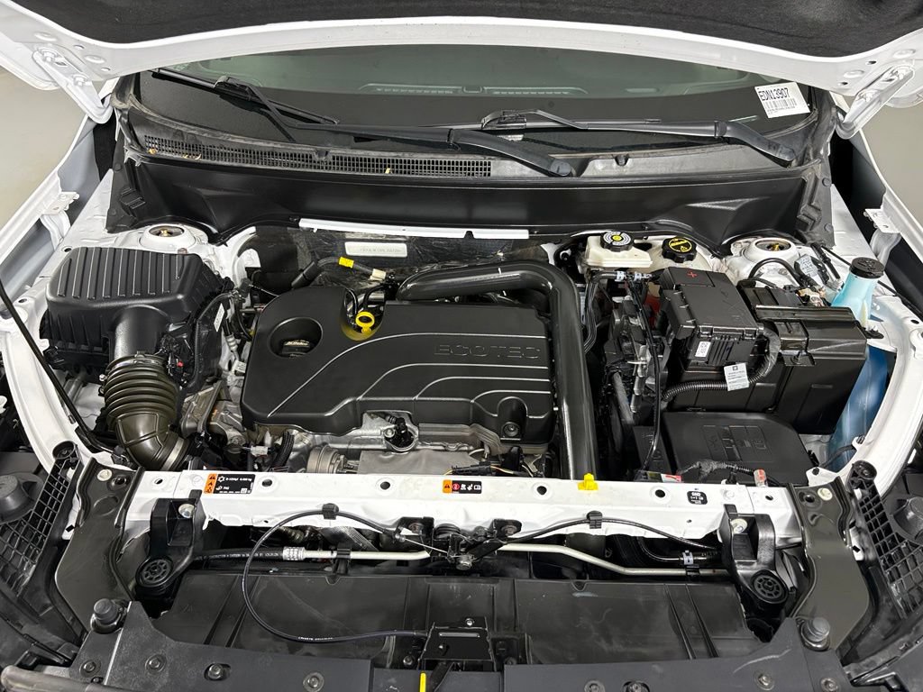 Used 2024 GMC Terrain SLE FWD image 41