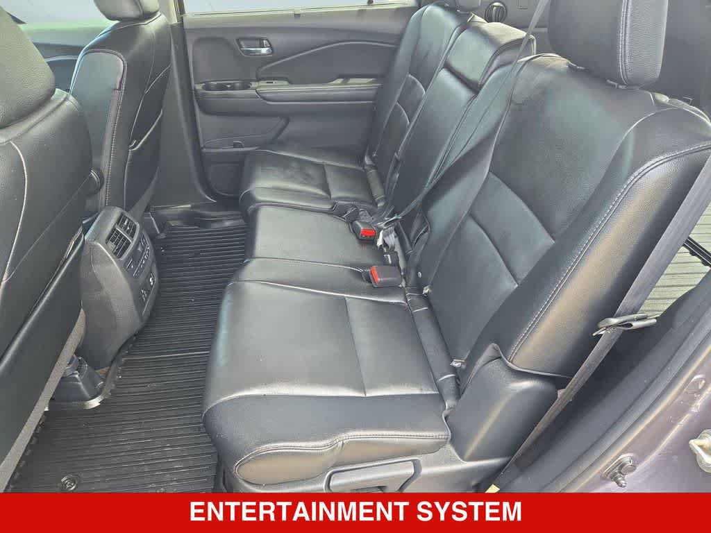 Used 2020 Honda Pilot Touring image 19
