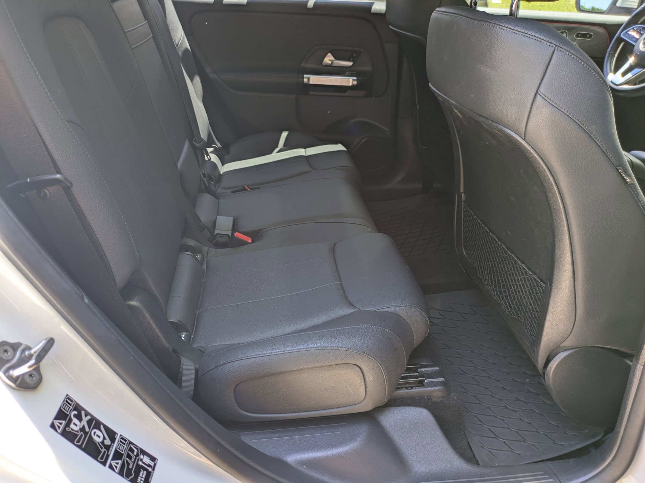 Used 2023 Mercedes-Benz GLB 250 image 38