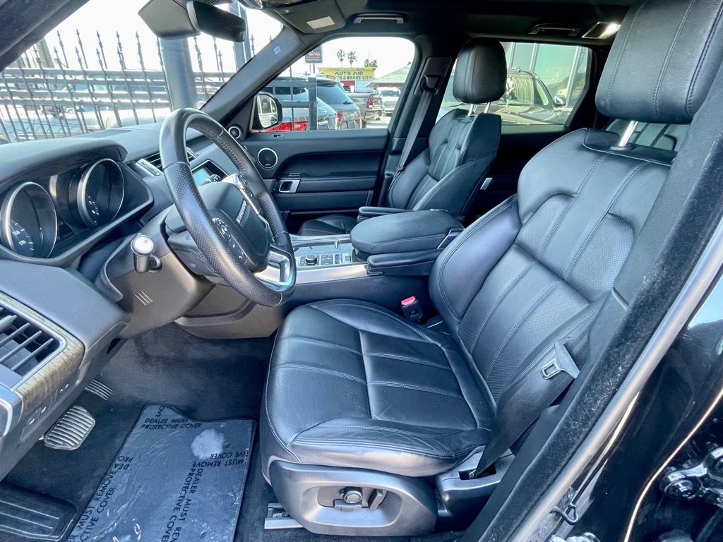 Used 2017 Land Rover Range Rover Sport SE AWD/4WD image 13