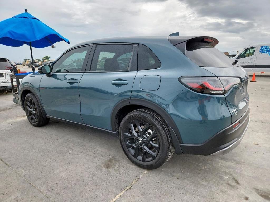 Used 2025 Honda HR-V Sport image 2