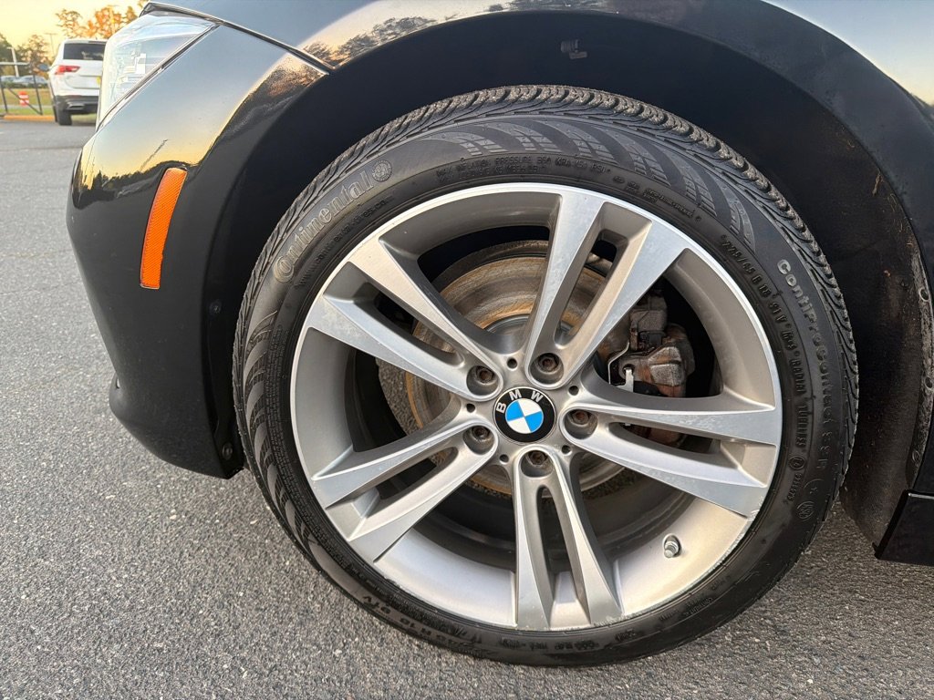 Used 2018 BMW 330i xDrive Sedan image 8