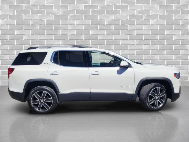 Certified 2023 GMC Acadia SLT w/ Technology Package AWD/4WD image 4
