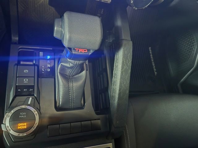 Certified 2024 Toyota Tacoma TRD Sport AWD/4WD image 27