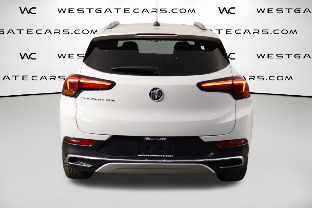 Used 2022 Buick Encore GX Essence w/ Experience Buick Package FWD image 4