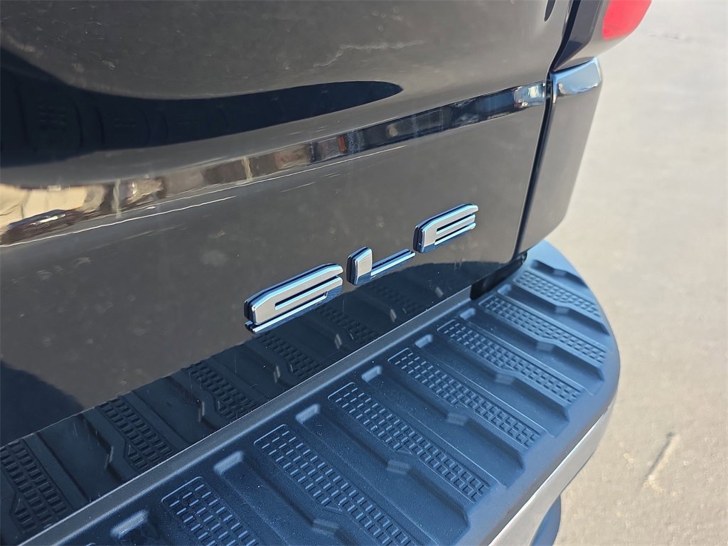 Used 2020 GMC Sierra 1500 SLE w/ SLE Value Package image 7