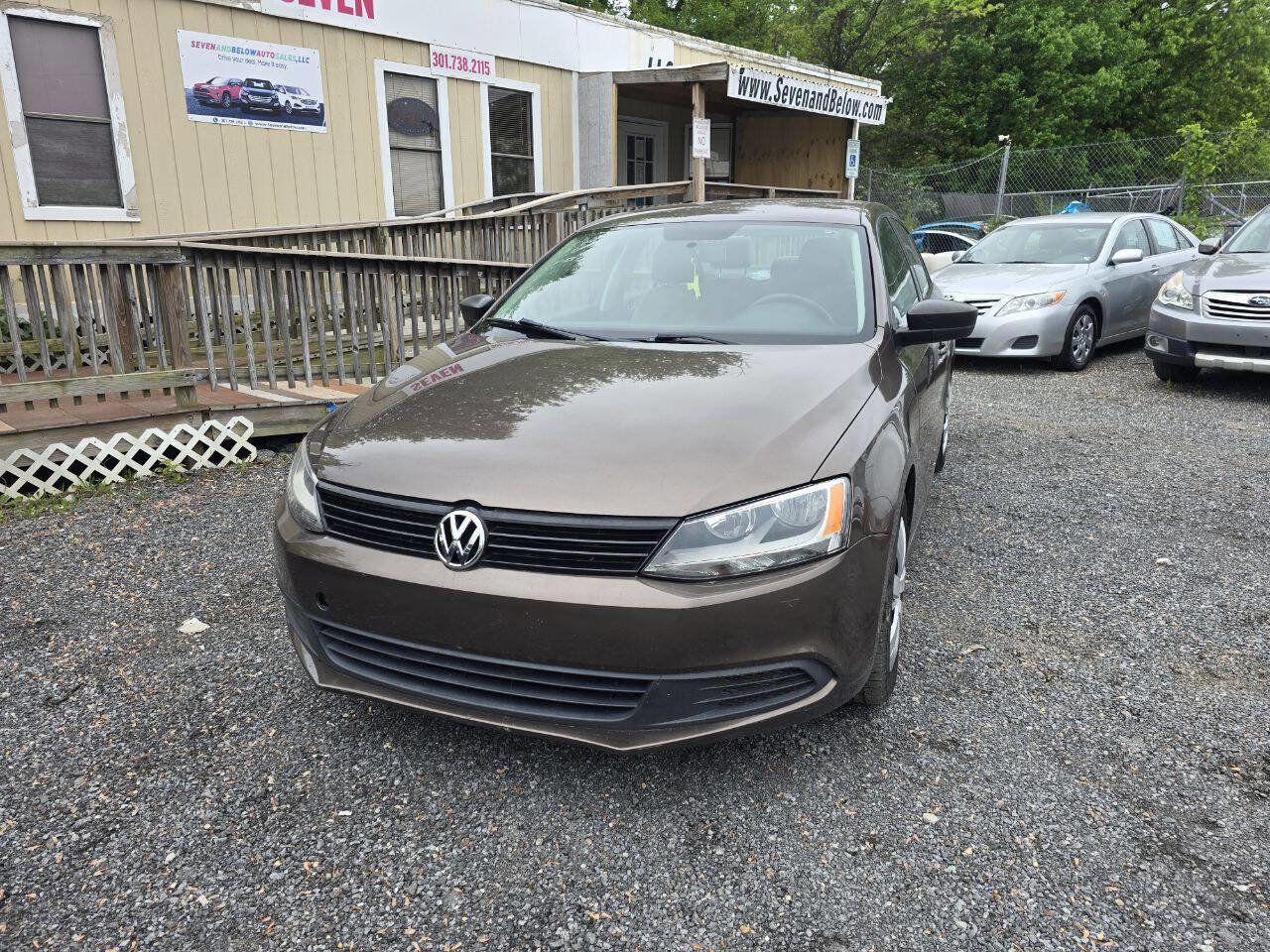 Used 2011 Volkswagen Jetta Sedan FWD image 3