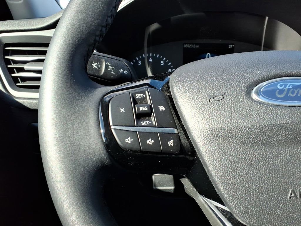 Certified 2022 Ford Escape SEL image 16