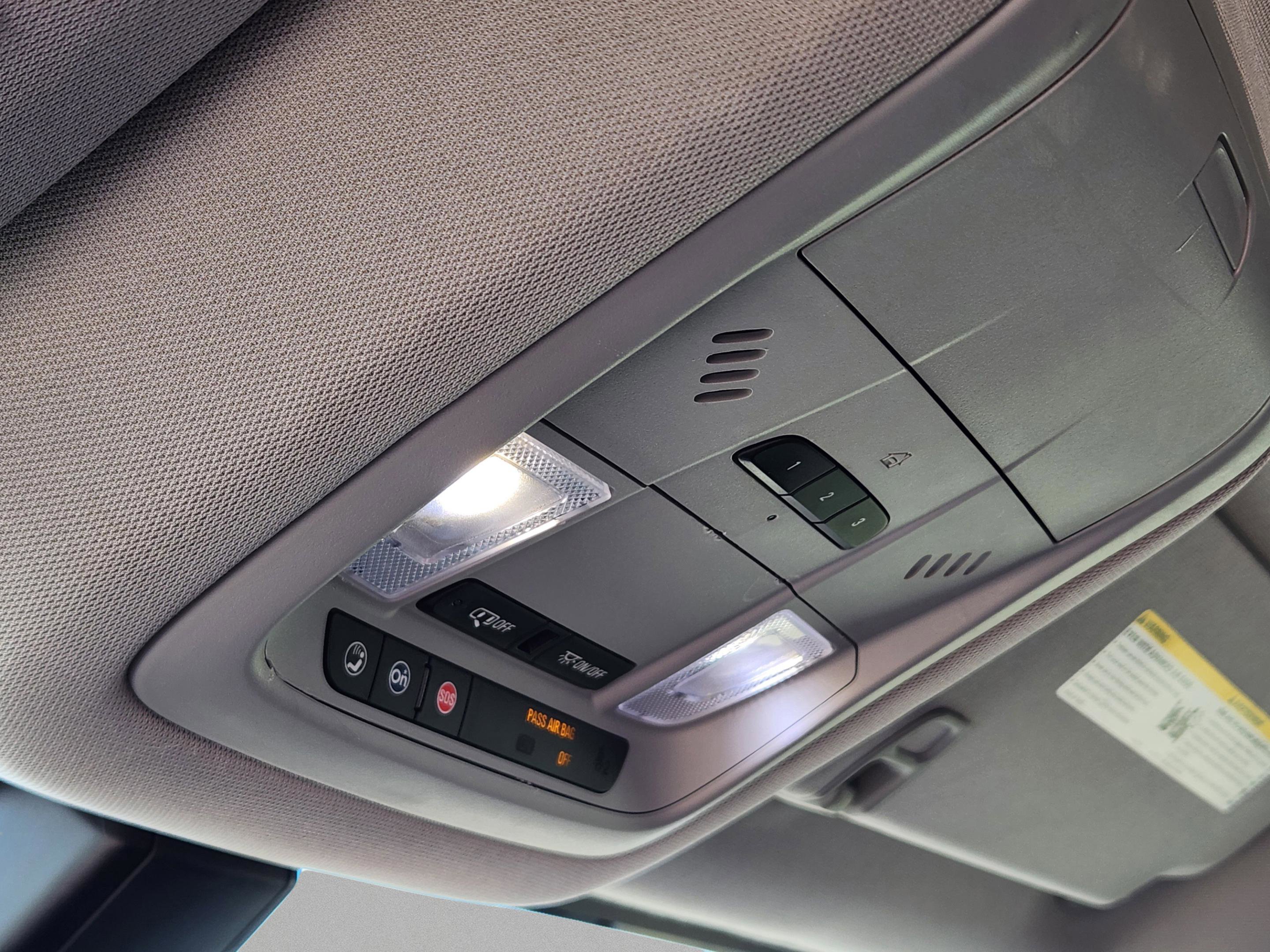 Used 2018 GMC Acadia SLT image 24