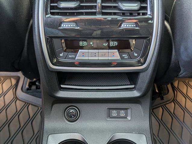 Used 2024 BMW X7 xDrive40i w/ M Sport Package image 18