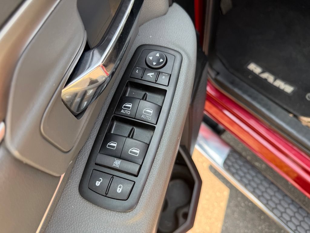Used 2015 RAM 2500 Big Horn AWD/4WD image 13