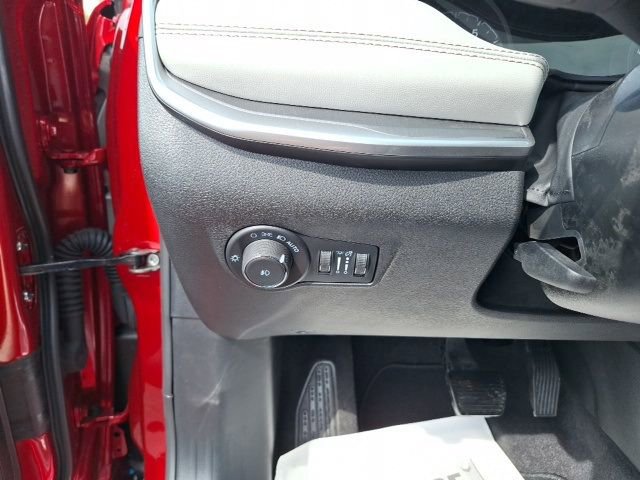 Used 2024 Jeep Compass Limited w/ Sun and Sound Group AWD/4WD image 16