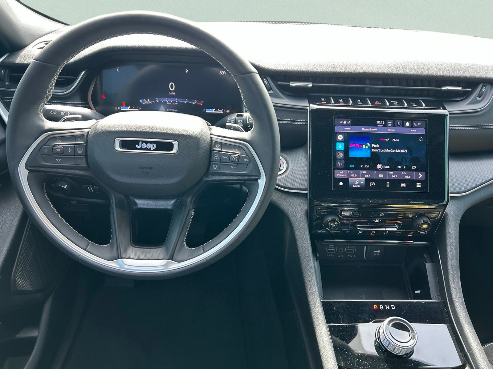 Certified 2024 Jeep Grand Cherokee Altitude RWD image 23