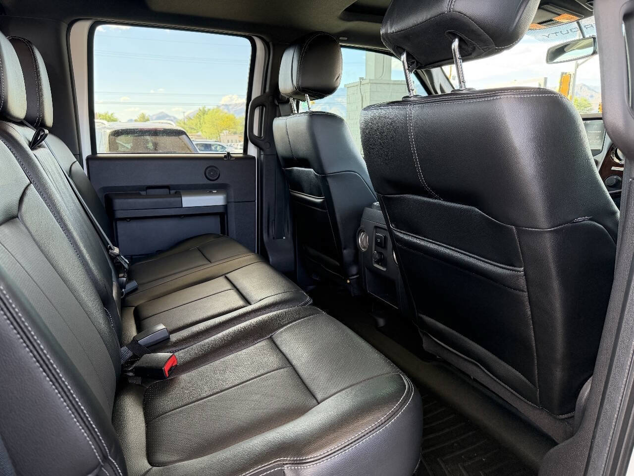 Used 2016 Ford F350 Lariat w/ Lariat Ultimate Package AWD/4WD image 11