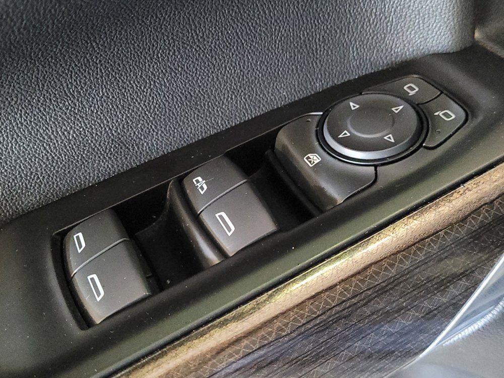 Used 2019 Chevrolet Silverado 1500 RST w/ All-Star Edition image 27