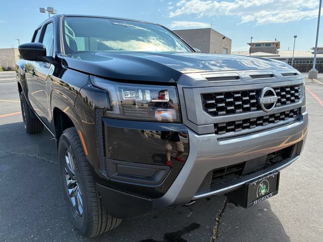 New 2026 Nissan Frontier SV w/ Tow Package AWD/4WD image 8