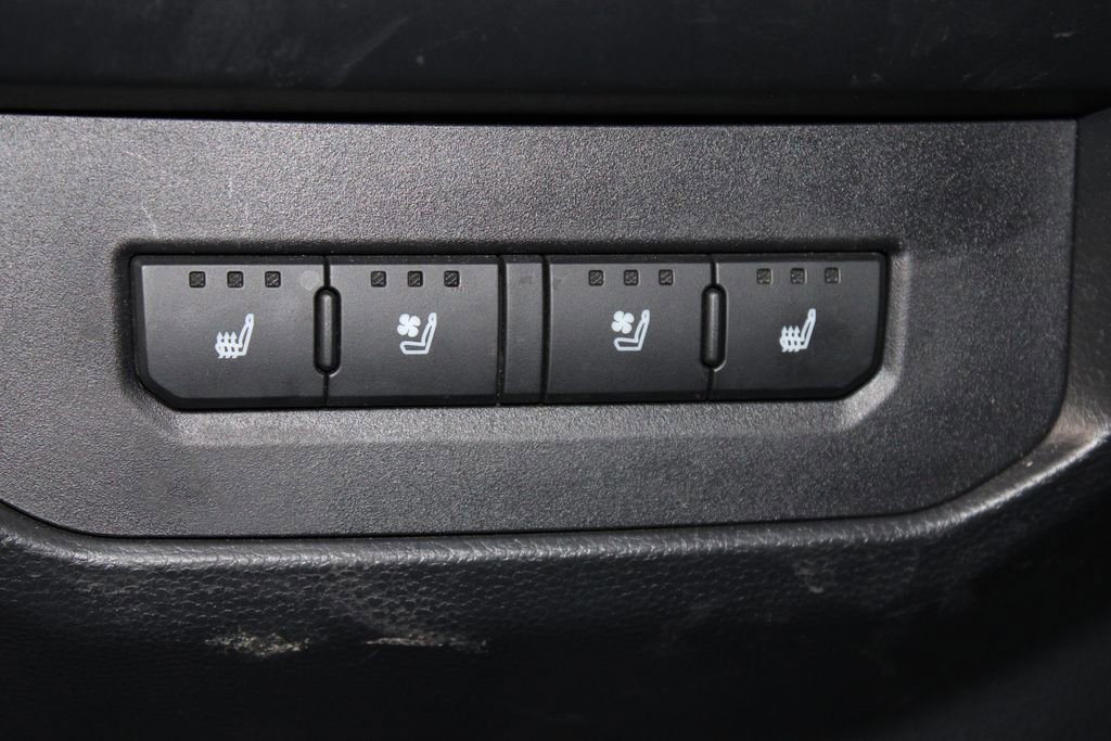 Used 2023 Toyota Tundra Platinum w/ Advanced Package image 23