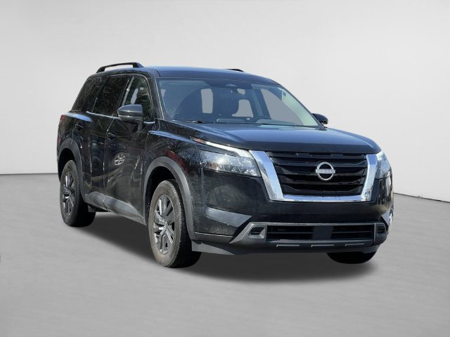 Used 2024 Nissan Pathfinder SV