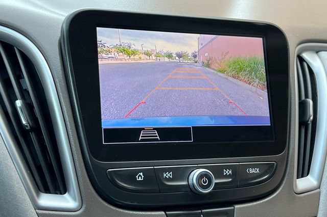 Used 2025 Chevrolet Malibu LT FWD image 21
