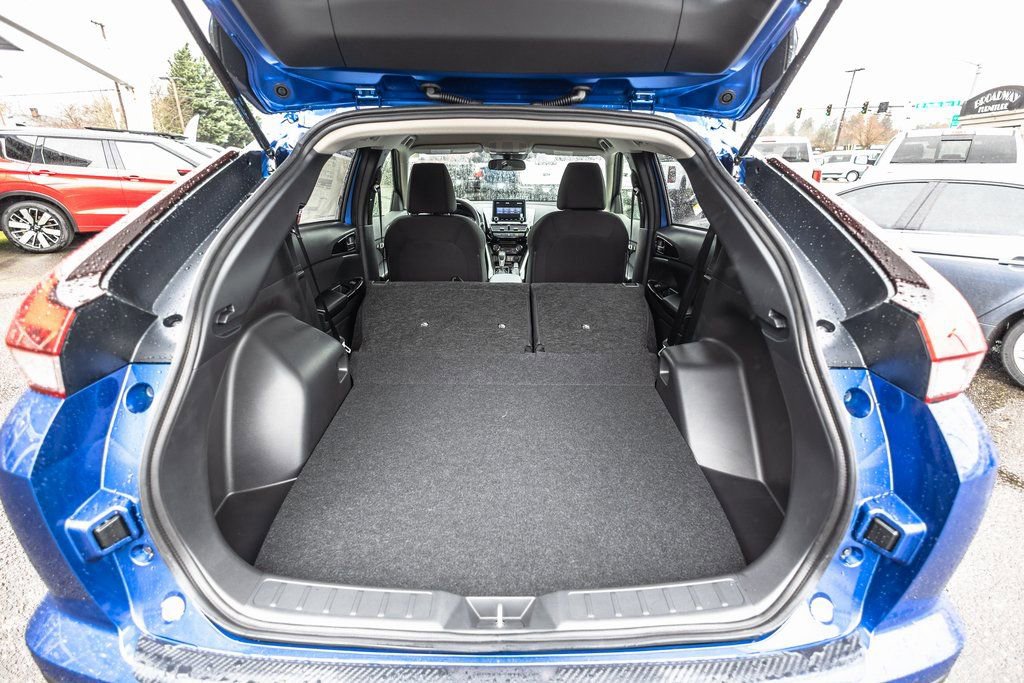 New 2026 Mitsubishi Eclipse Cross LE AWD/4WD image 36