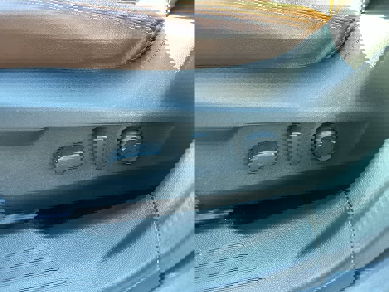 Used 2020 Subaru Outback Touring XT image 22