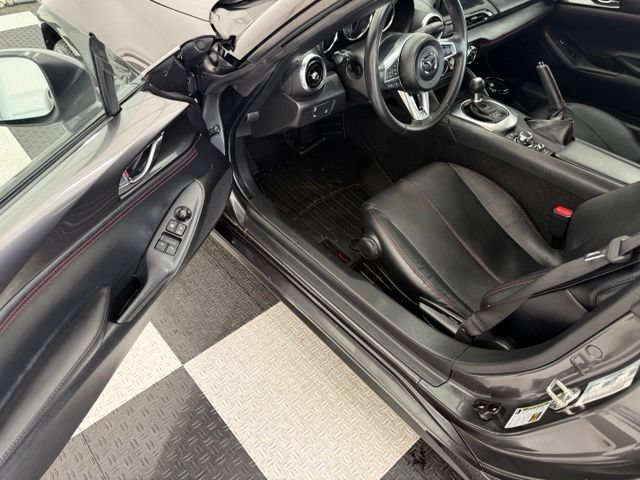 Used 2018 MAZDA MX-5 Miata Grand Touring RWD image 22