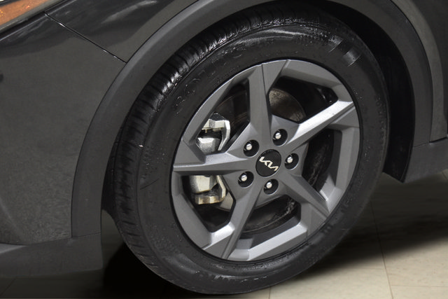 Used 2025 Kia K4 FWD image 34
