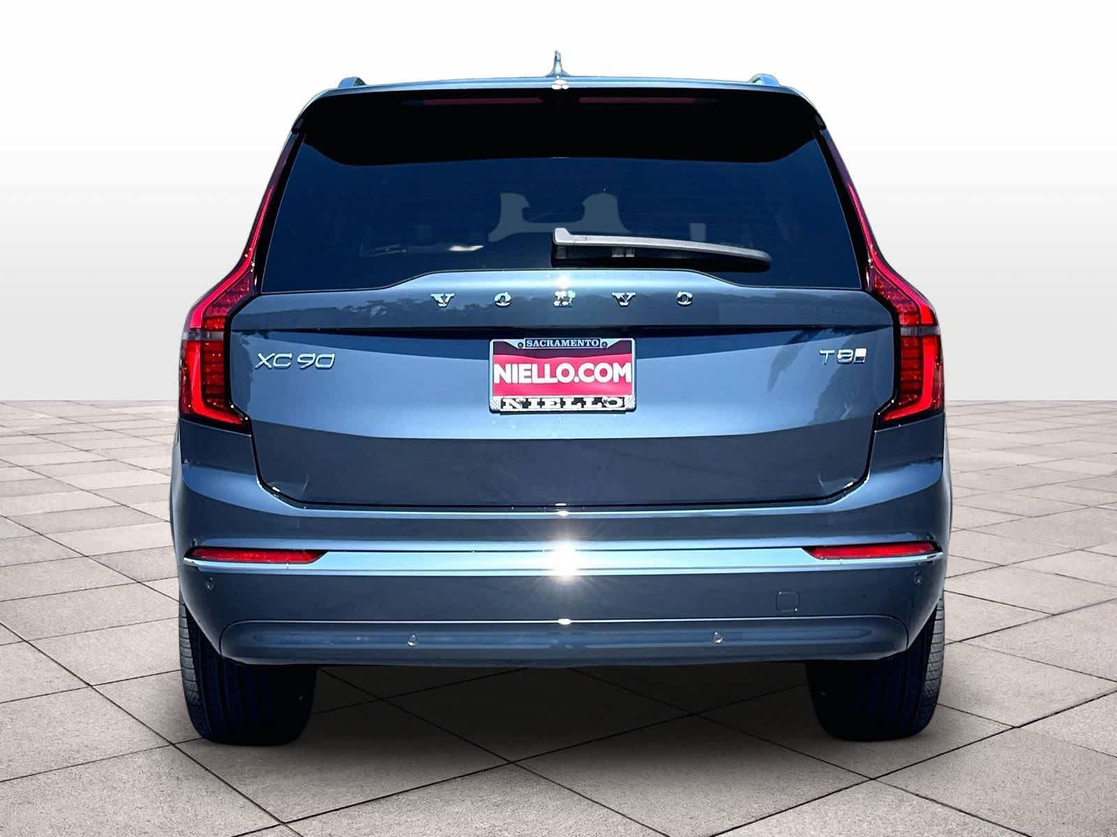 New 2026 Volvo XC90 T8 Plus w/ Protection Package AWD/4WD image 6