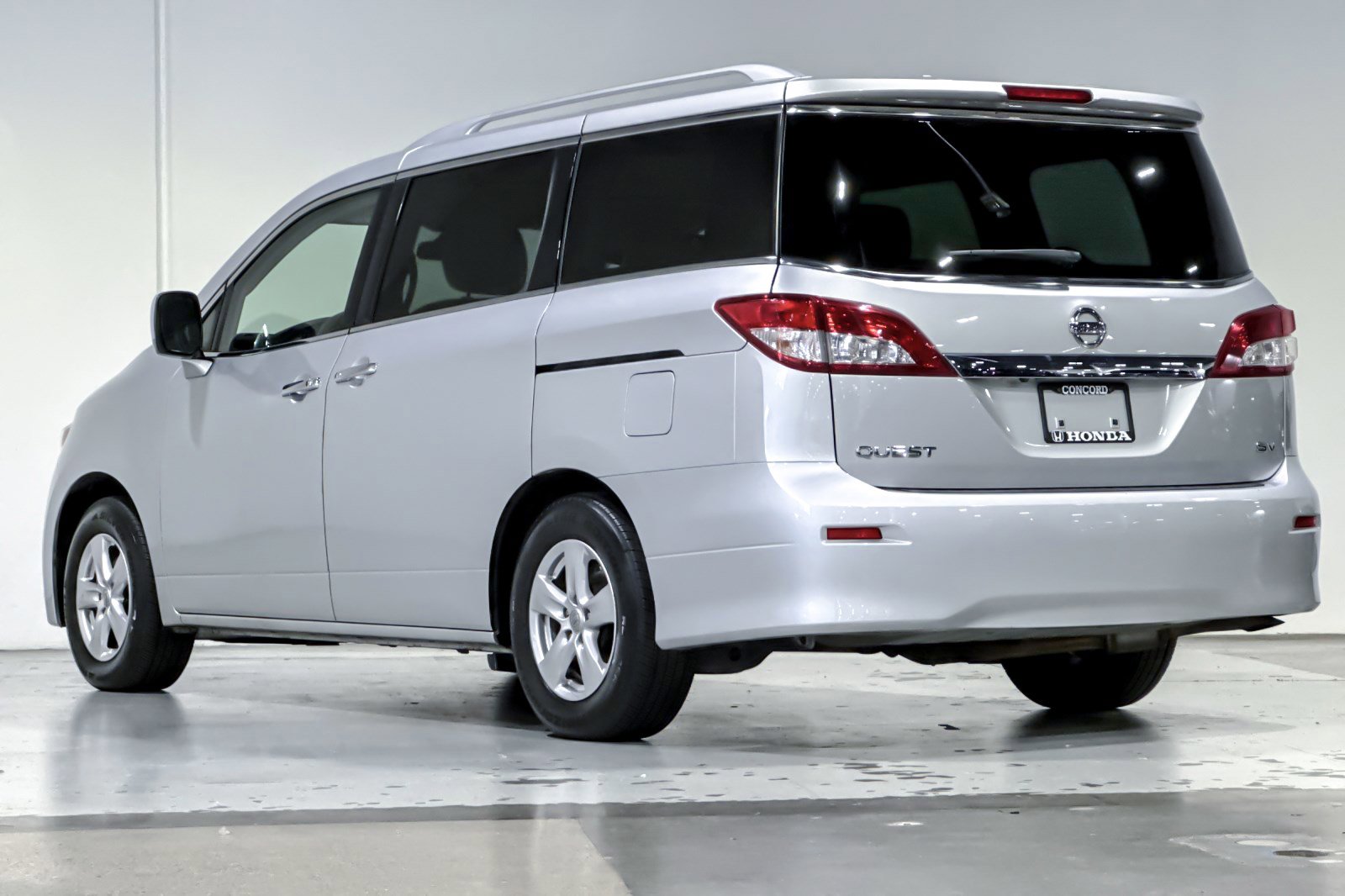 Used 2012 Nissan Quest SV FWD image 3
