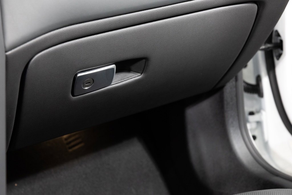 Used 2024 BMW M850i xDrive Convertible image 27