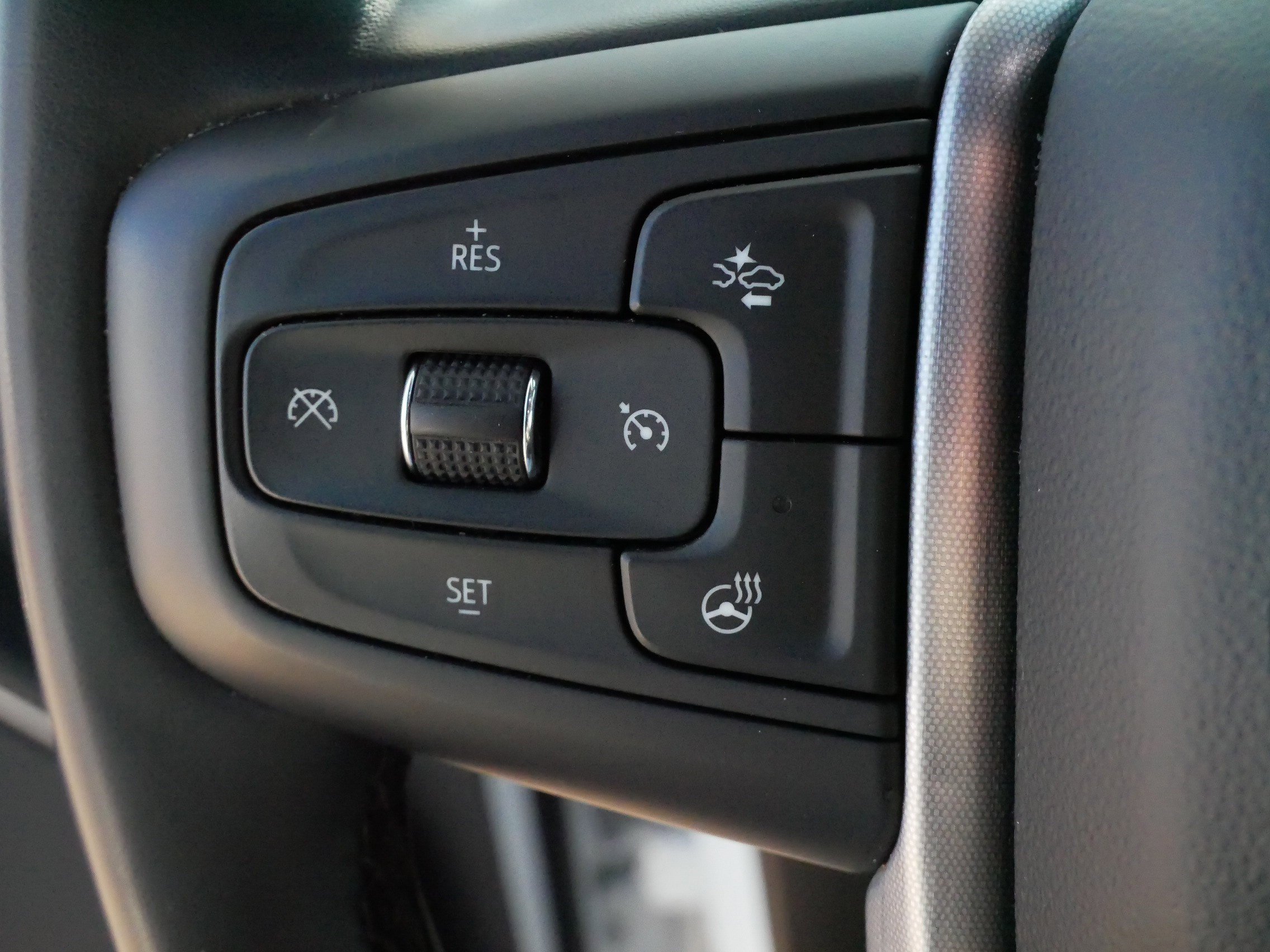 Used 2025 GMC Sierra 1500 SLT AWD/4WD image 25