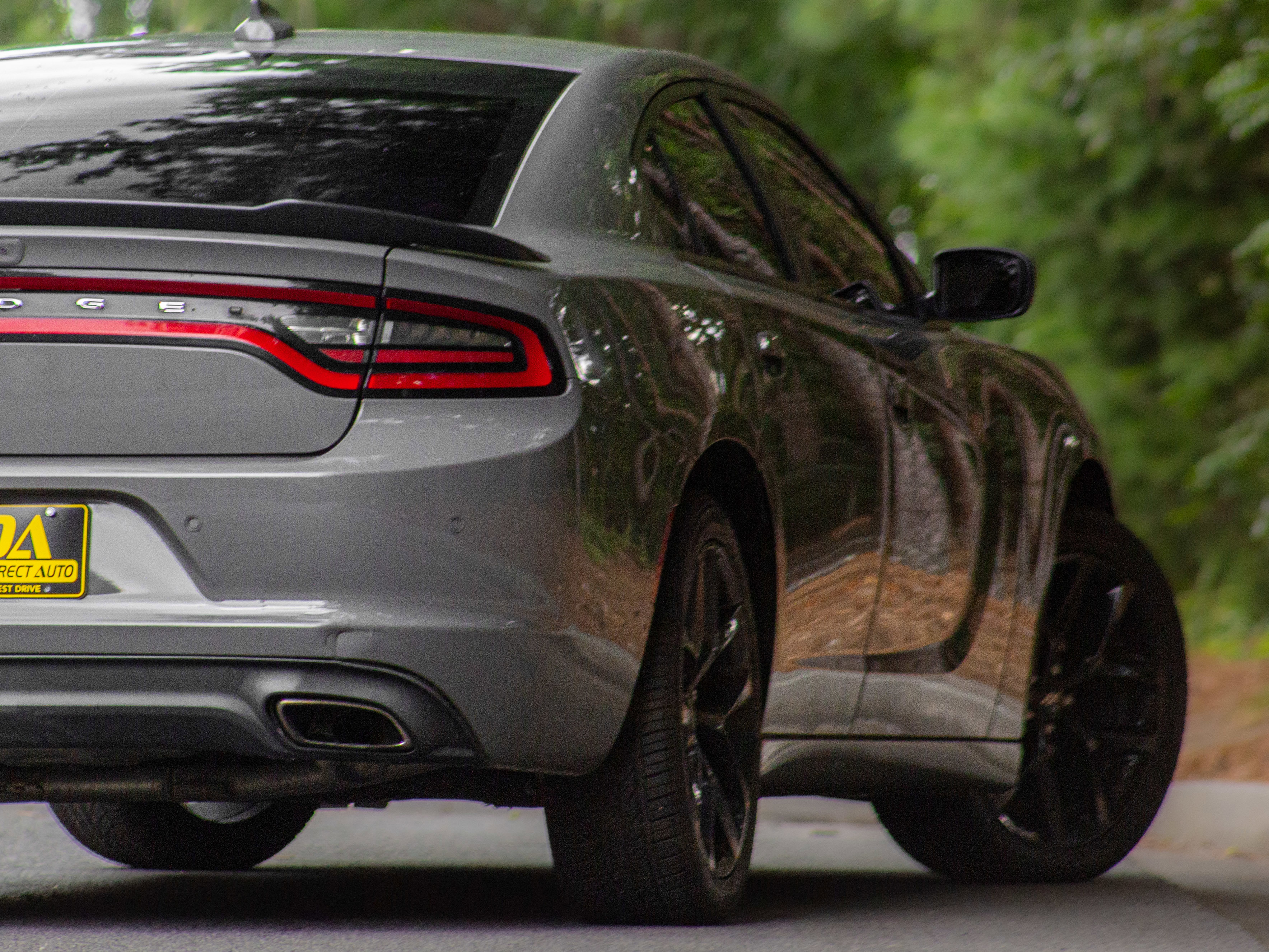 Used 2019 Dodge Charger SXT image 32