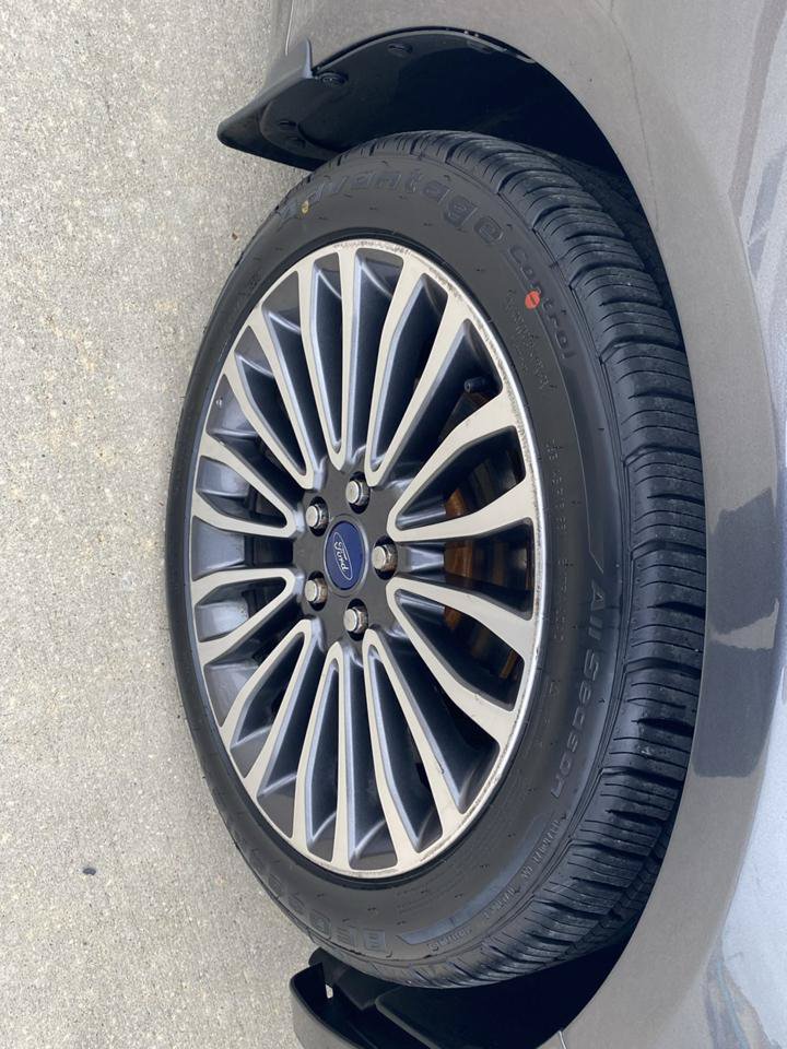 Used 2017 Ford Fusion Titanium AWD/4WD image 11