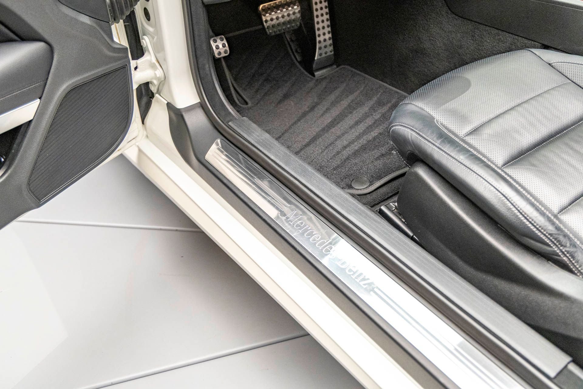 Used 2011 Mercedes-Benz E 550 Cabriolet image 37