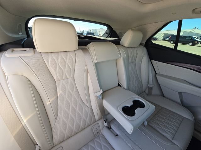 Used 2023 Buick Envision Avenir FWD image 17