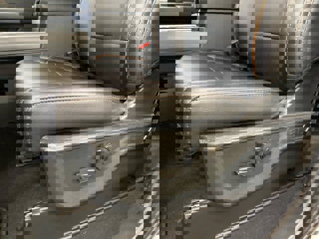 Used 2025 Ford F450 Lariat w/ Lariat Ultimate Package image 17